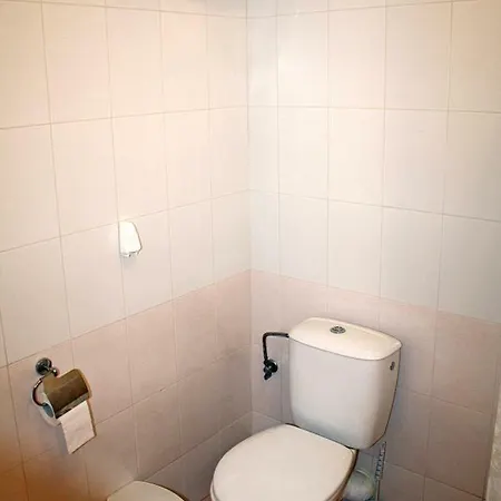 Флорес Парк *